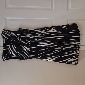 Calvin Klein Sleeveless Abstract Dress Sz 8